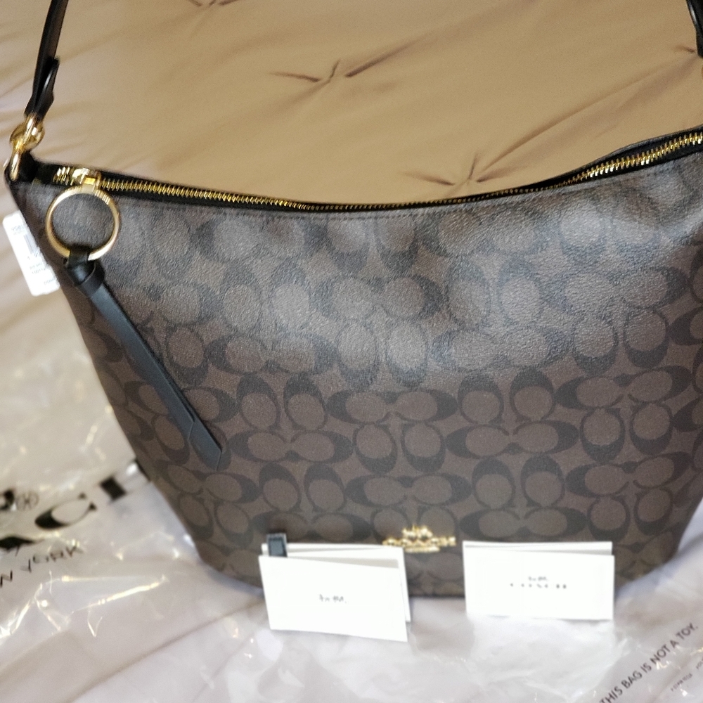 100% Authentic Coach Skylar Hobo Signature Canvas